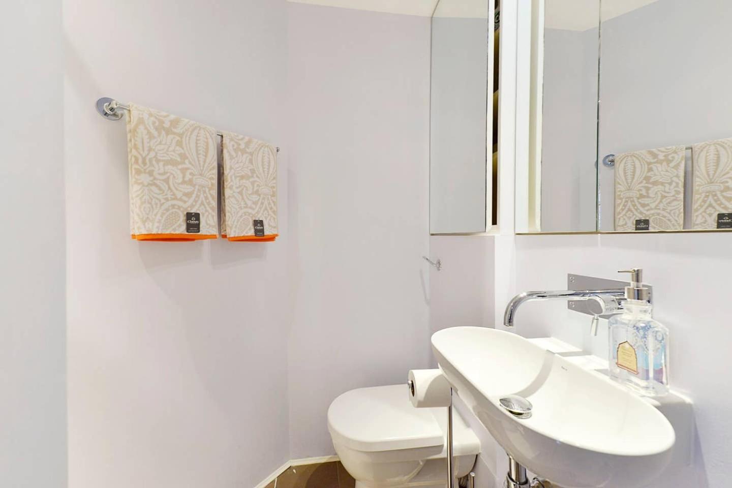 2 Bed By Oxford Circus And Regent Street!